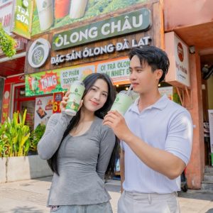 Ngụm đầu tiên tại Ôlong Châu — một ngụm là đủ để cảm nhận vị trà thật từ Cầu Đất.